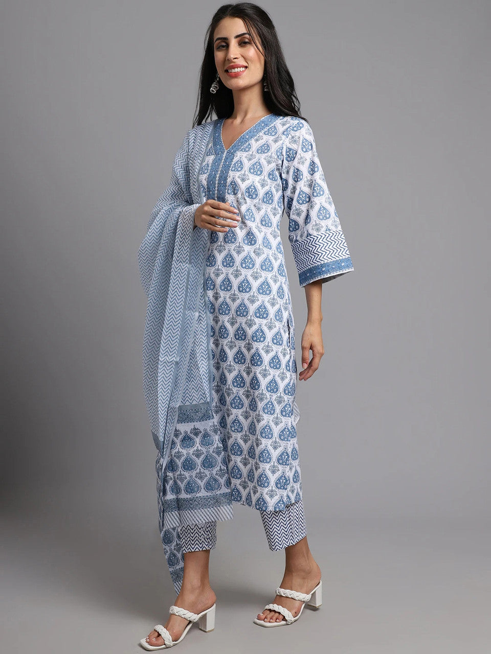 Bluish colorful 3 Piece Set