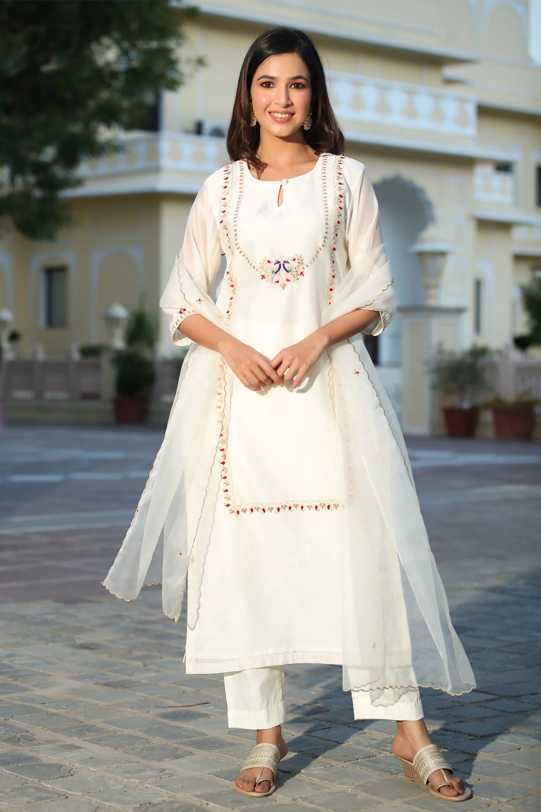 White Roman Silk 3pc Suit Set with Embroidered Peacock Motif & Netted Dupatta
