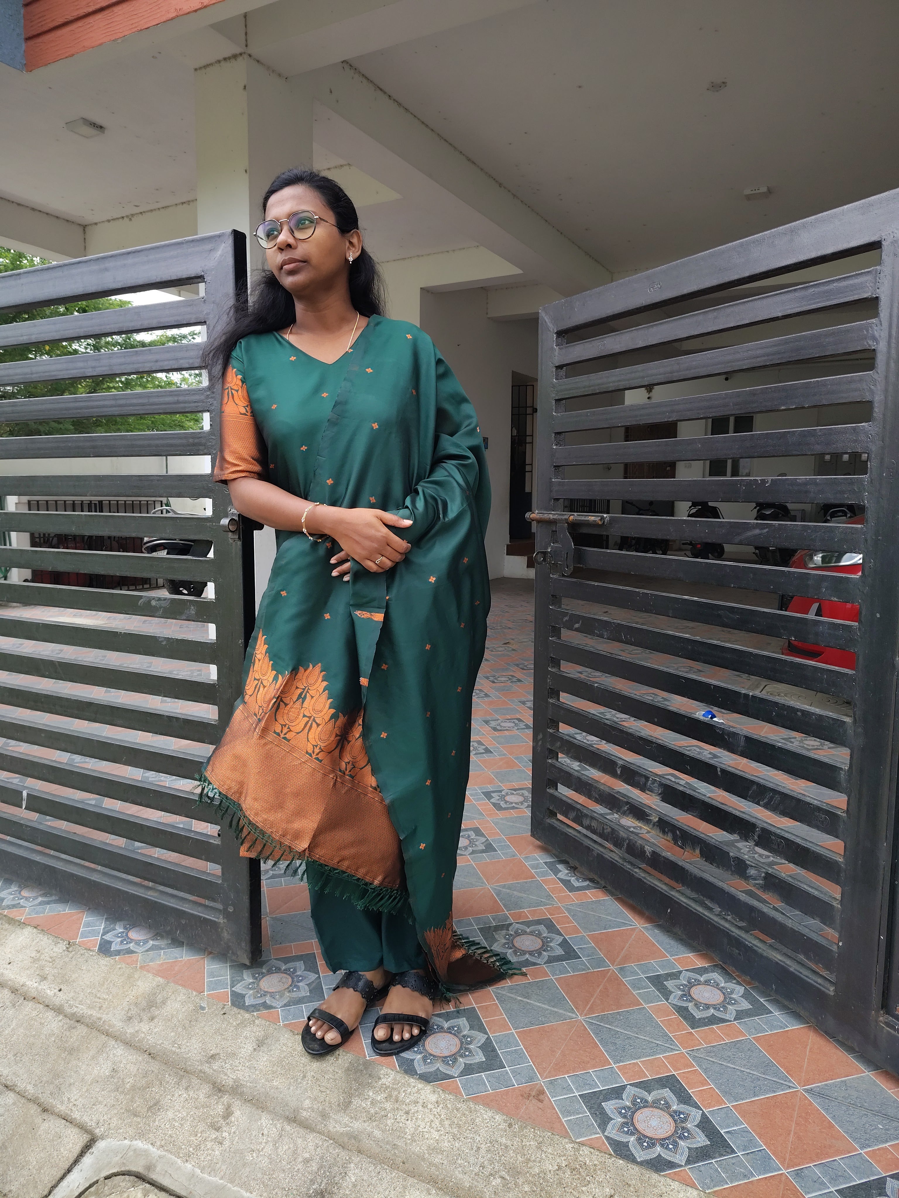 Bottle Green Silk Blended 3 Piece Suit Set