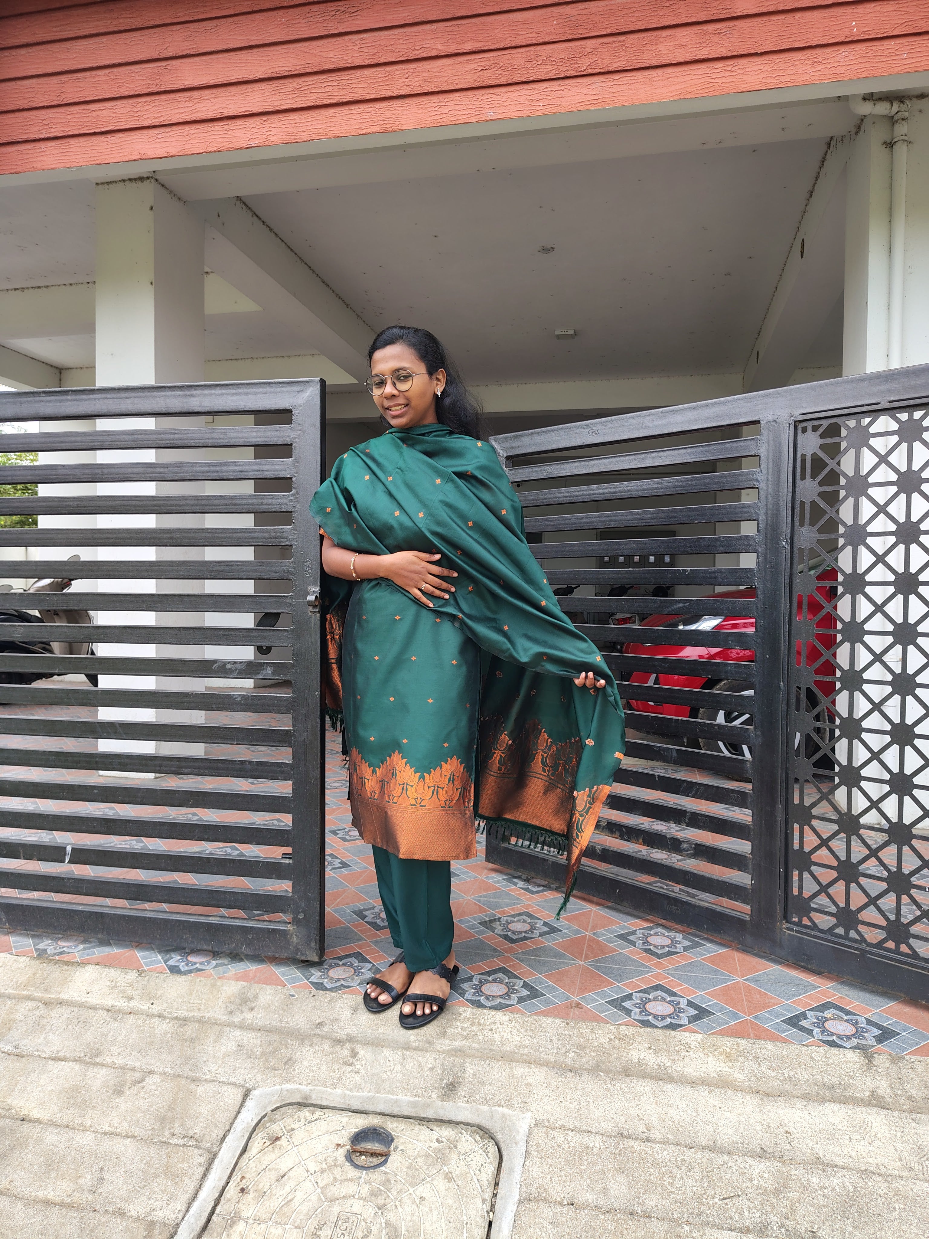 Bottle Green Silk Blended 3 Piece Suit Set