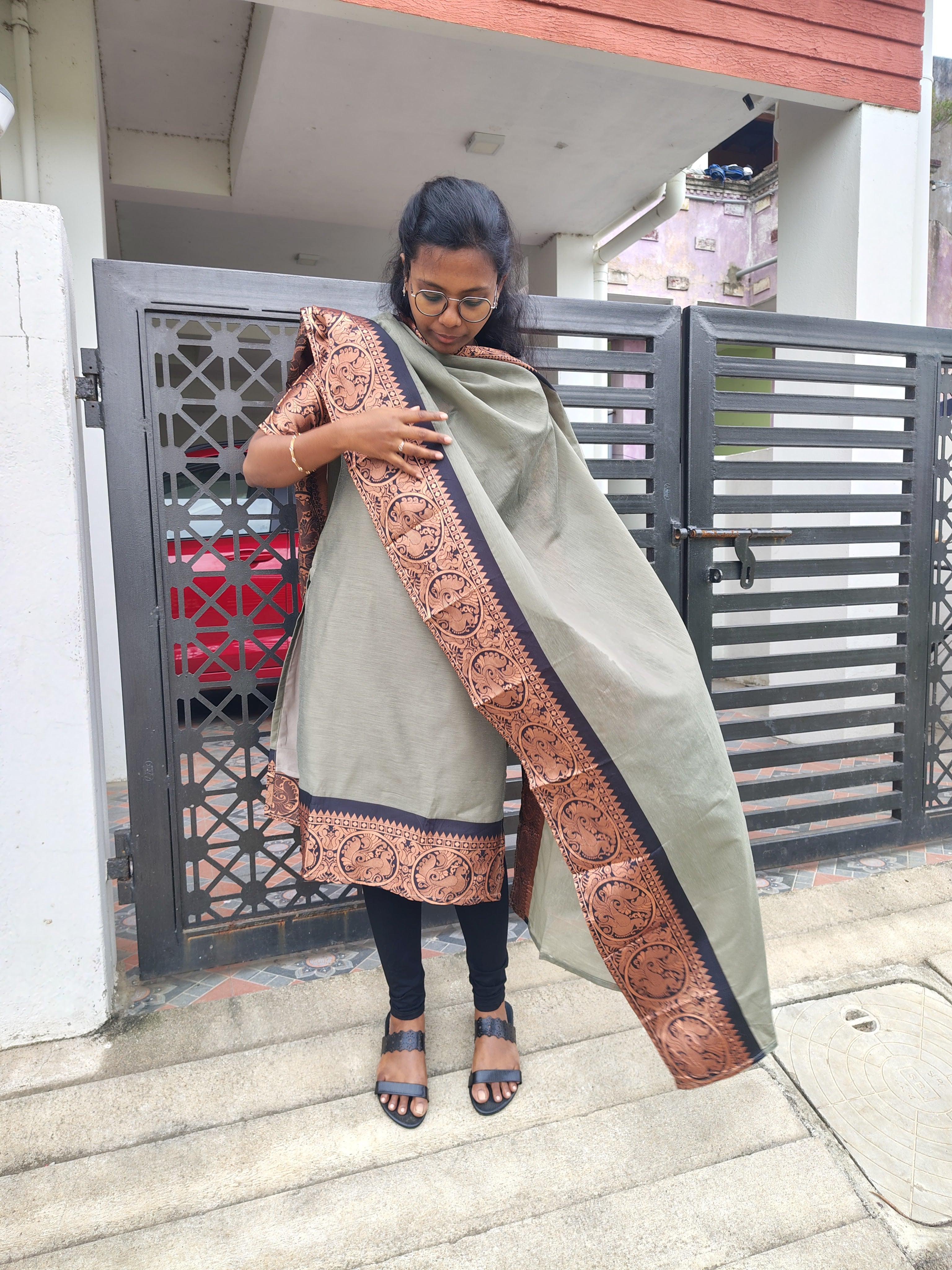 Grey Elegant Ethnic Cotton Kurta with dupatta